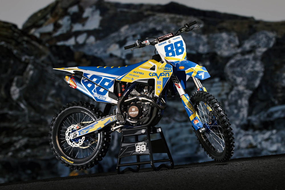 Dekalkit Husqvarna Super Swede — miljöbild